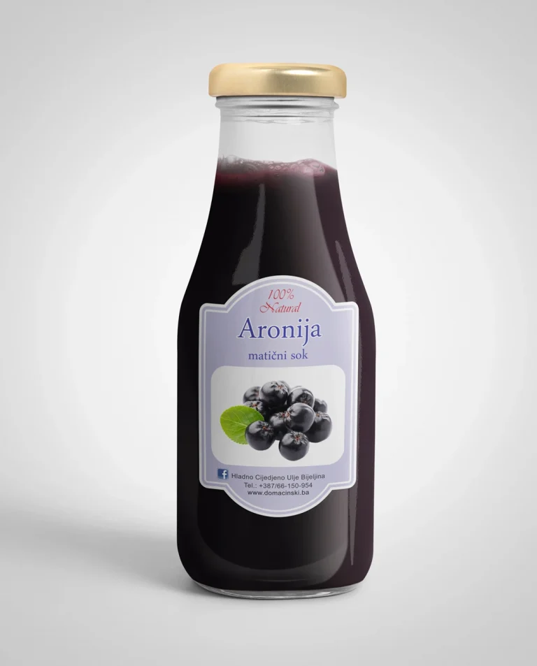 domaci sok od aronije hladno cijedjeni domacinski.